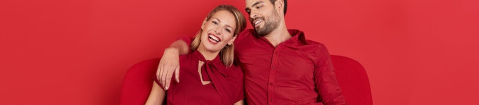 Knaller Farben zu knaller Preisen: Shoppen bei Lesara Suchen Sie sich einen aktuell gültigen Lesara-Gutschein aus und los geht das Sparerlebnis!